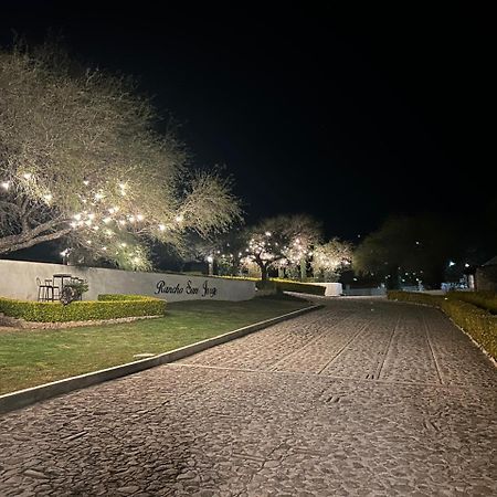 Cabanas, Suites Y Habitaciones Rancho San Jorge Bernal Kültér fotó
