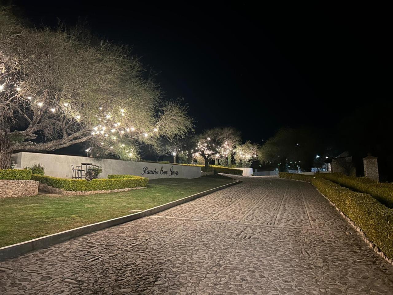 Cabanas, Suites Y Habitaciones Rancho San Jorge Bernal Kültér fotó